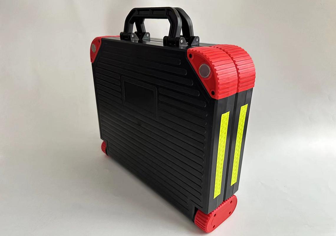 VALIGETTA CON 10 BORCHIE A LED ARANCIONI